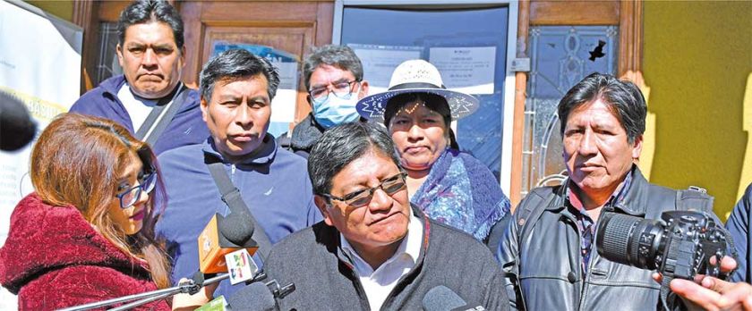 MAS: Apuntan a allanar la reelección de Evo ante TSE