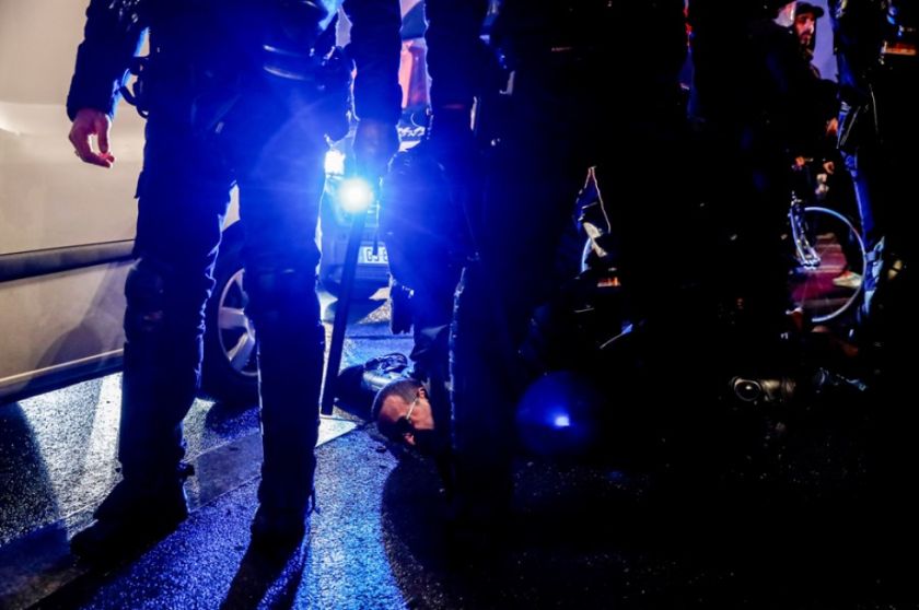 El Gobierno francés despliega 2.000 agentes tras los altercados por la muerte de un adolescente de un disparo de la policía