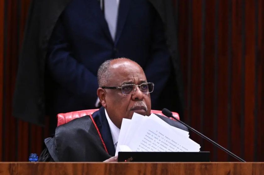El juez instructor halla culpable a Bolsonaro y vota a favor de inhabilitarlo por ocho años