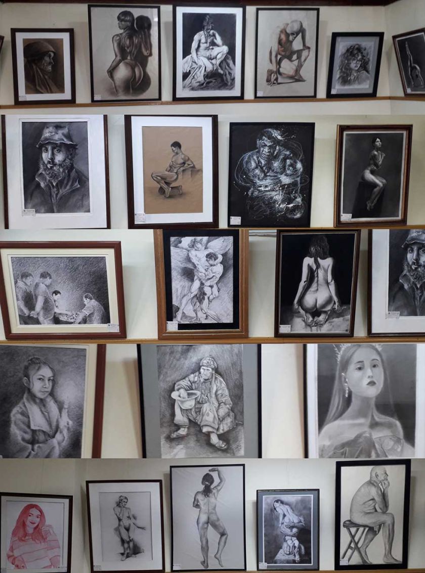 Alumnos de Artes exponen dibujo en diferentes técnicas