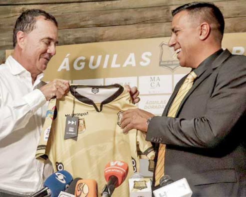 Farías, nuevo DT de un club de la liga colombiana