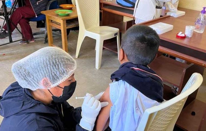 Verifican si centros de salud cumplieron meta de vacunación infantil