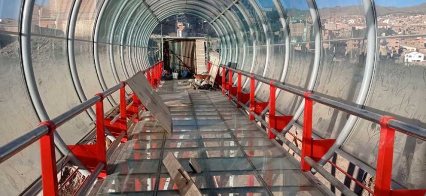 Habilitarán el puente de cristal para el paso de peatones