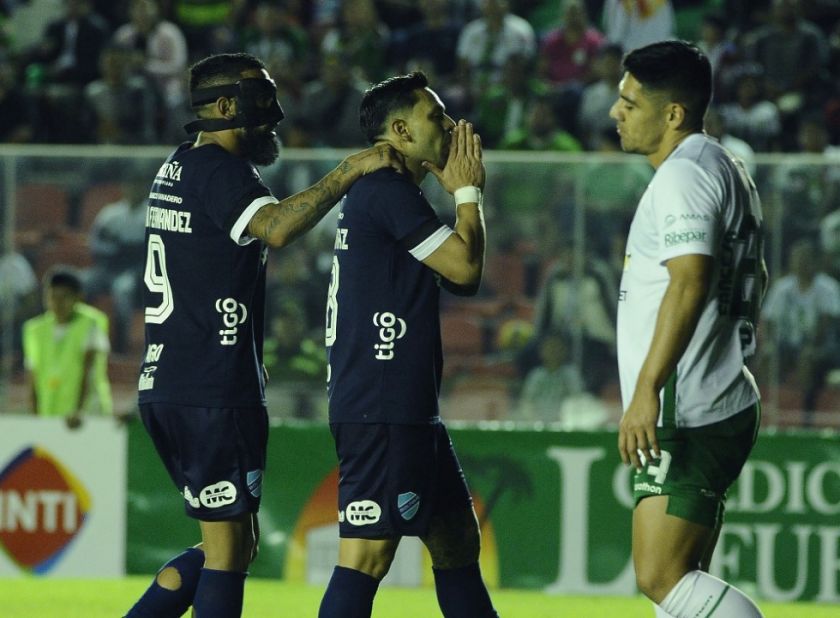 Bolívar toma lugar en la cima del grupo “A”