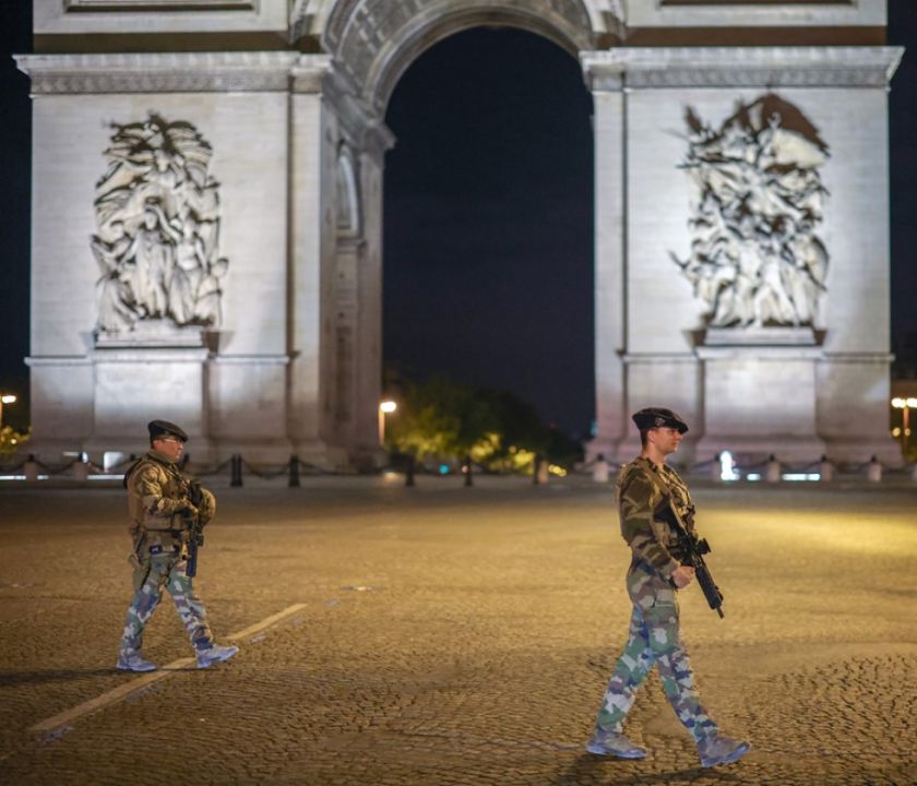 Reportan menos incidentes en Francia en una noche con 157 detenidos por los disturbios