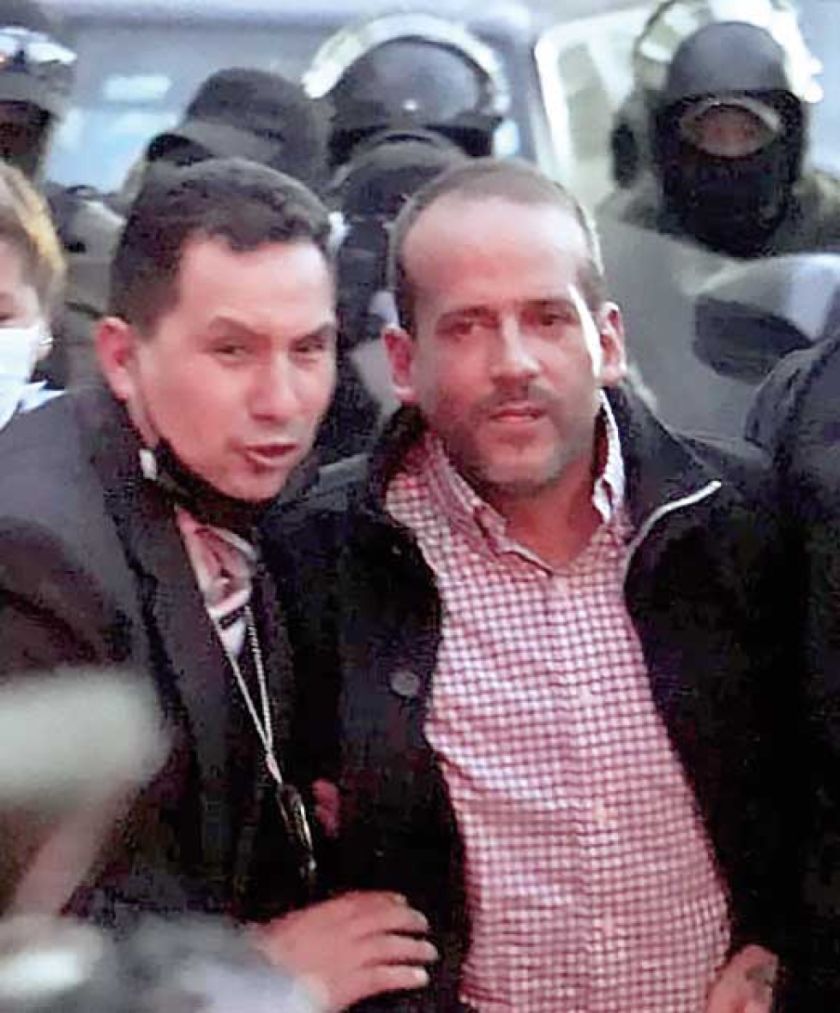 Deciden congelar cuentas  de hermana de Camacho