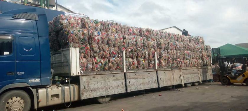 Cerca de 320 toneladas de botellas Pet fueron recogidas por EMAP