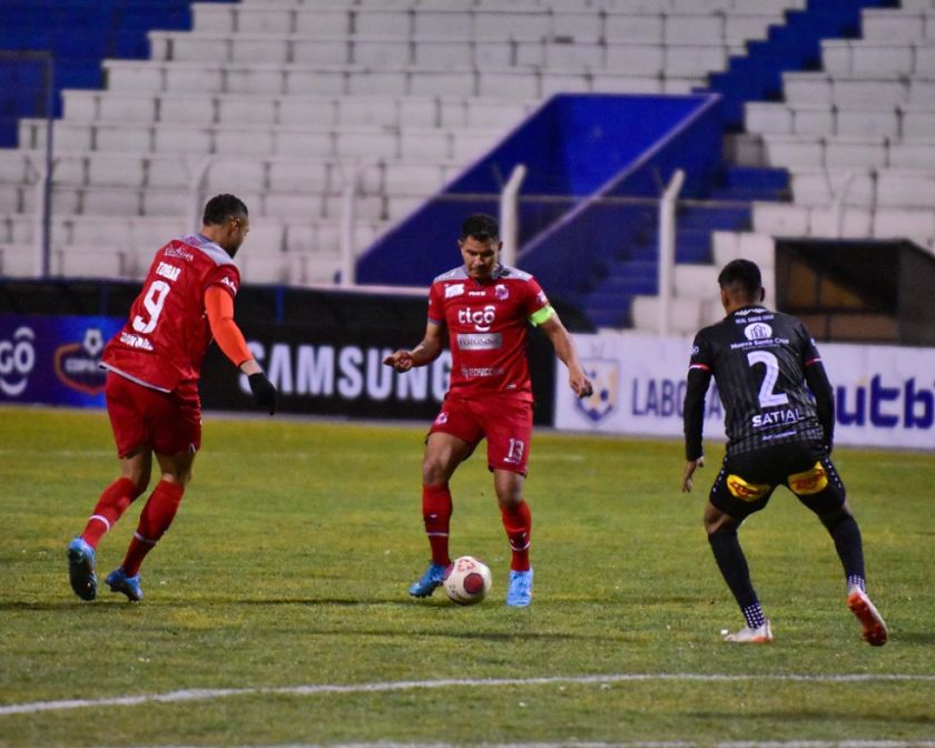 Nacional Potosí coloca a prueba su determinación frente a Oriente Petrolero