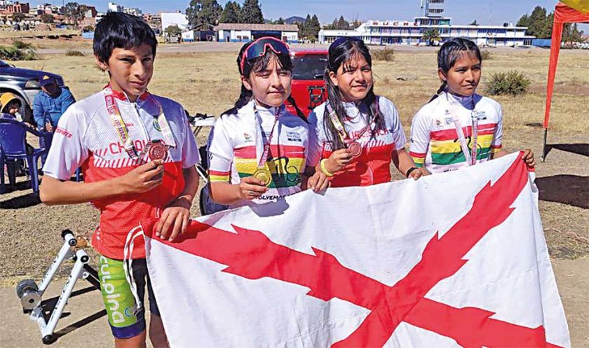 Pedalean parejo en el Nacional de Ruta