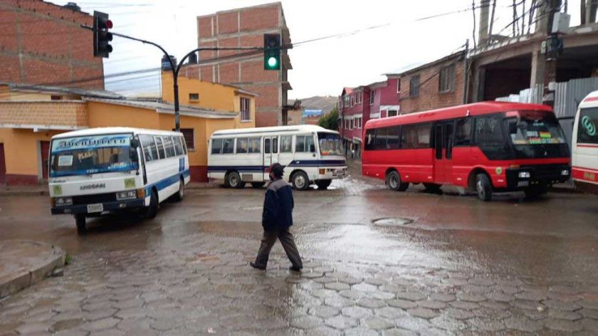 Transporte cooperativizado alista nuevo paro con bloqueo de calles