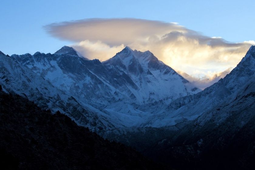 La Policía de Nepal confirma la muerte de los 6 ocupantes del helicóptero siniestrado, cinco de ellos turistas mexicanos