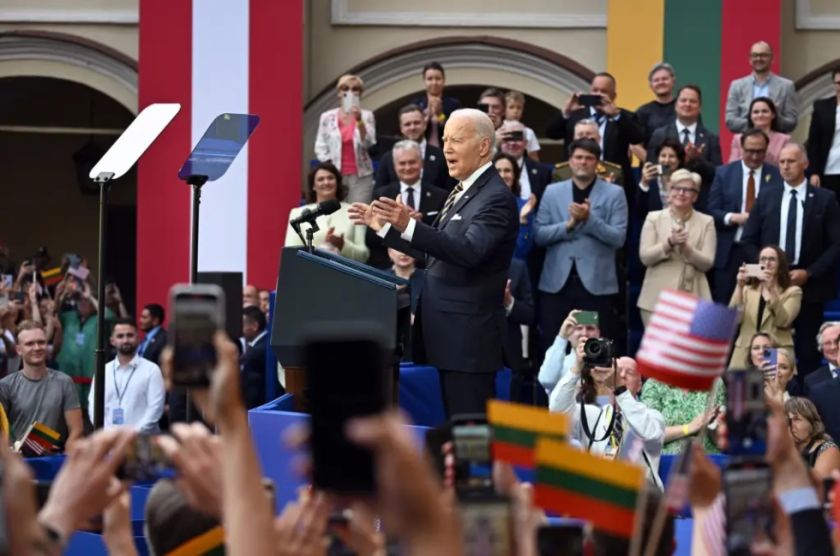 Biden, en Lituania: “La OTAN es más fuerte y está más unida que nunca”