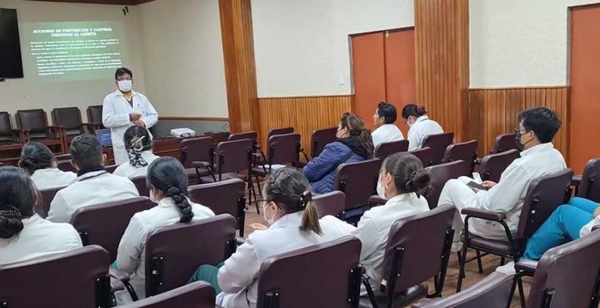 Capacitan a residentes e internos en la CNS