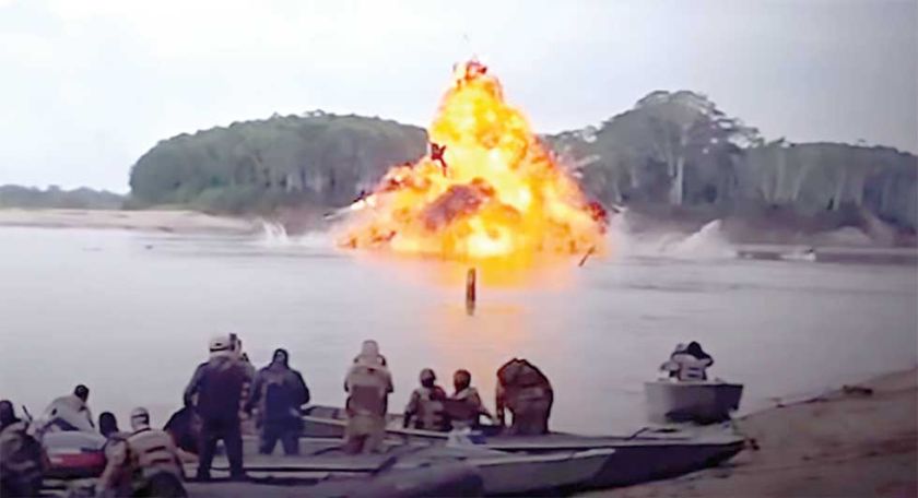 Destruyen dragas de minería  ilegal en el río Madre de Dios