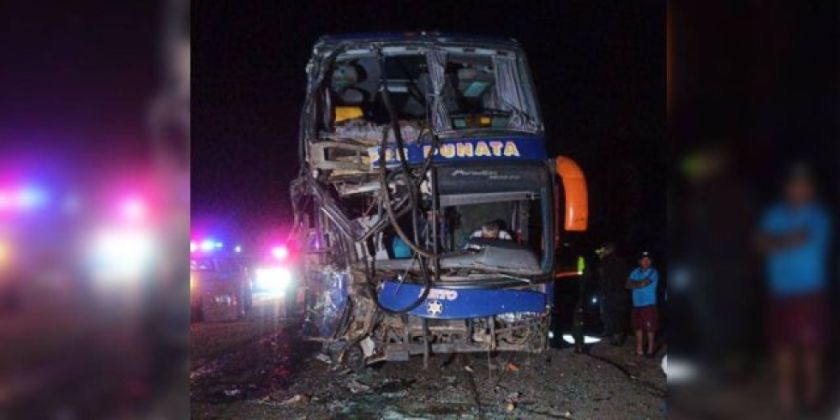 Choque de buses en Santa Cruz deja 14 heridos