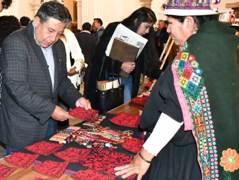 Choquehuanca: Estamos en tiempos de descolonizar todo lo que nos ha hecho daño y dividido