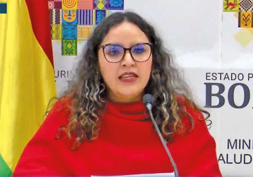CNS: Aprehenden a mujer por presunta corrupción