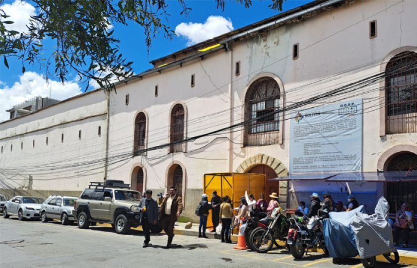 La Paz: Denuncian extorsión y abusos contra nuevos reos en el penal de San Pedro