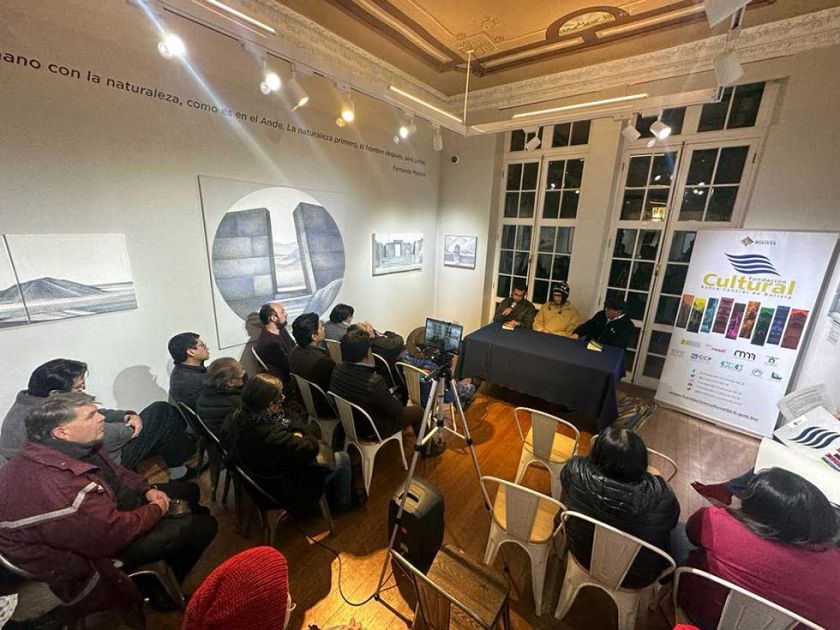 Presentan el libro “Franz Tamayo”, obra sobre la “cuestión indígena” en el siglo XX