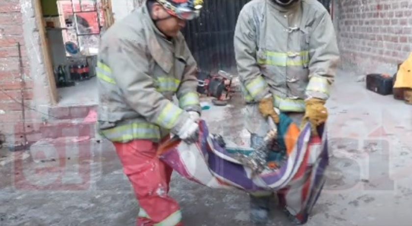 Tragedia en Villa Banzer: niña de 3 años pierde la vida en un voraz incendio