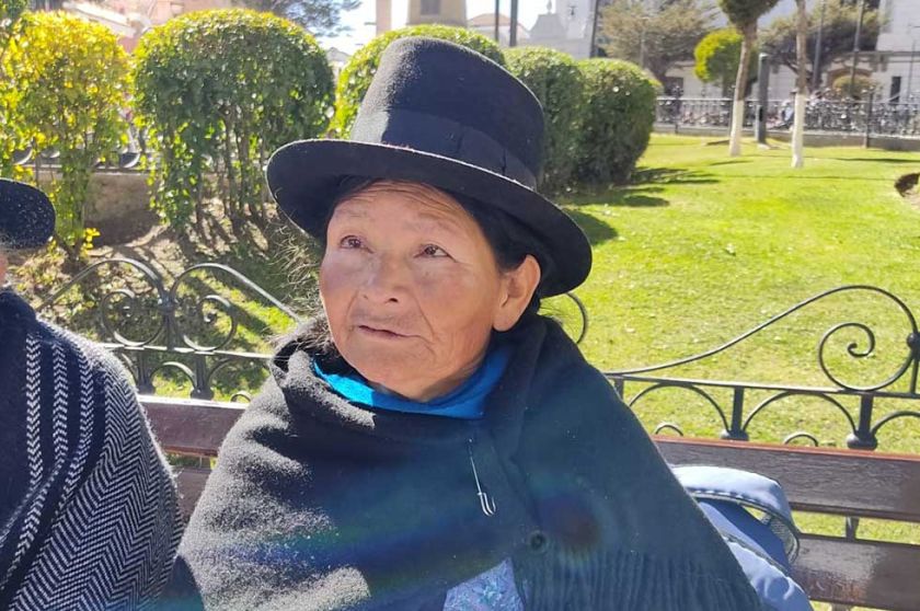 Una madre clama justicia porque cree que a su hijo lo mataron en vida