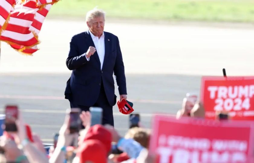 Trump pedirá el traslado del caso del asalto al Capitolio fuera de Washington DC
