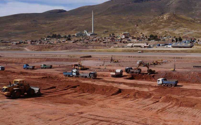 Ven retraso en obras de la pista de aterrizaje del aeropuerto