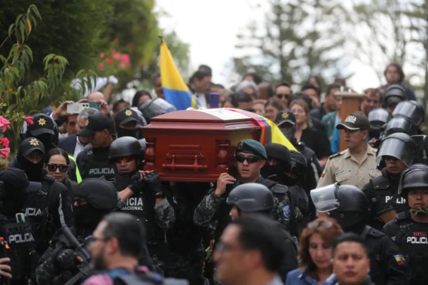 Siete candidatos acuden al debate presidencial marcado por el asesinato de Villavicencio