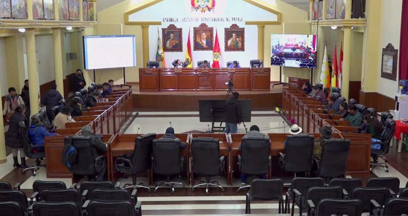 Aprueban obras educativas para el norte y sud