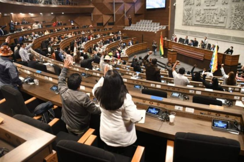 Sala Constitucional de La Paz suspende interpelaciones a ministros hasta emisión de fallo