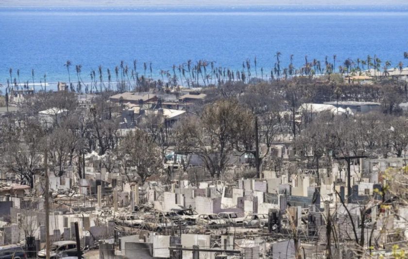 Las autoridades de Maui reducen a 388 la lista de desaparecidos por los incendios