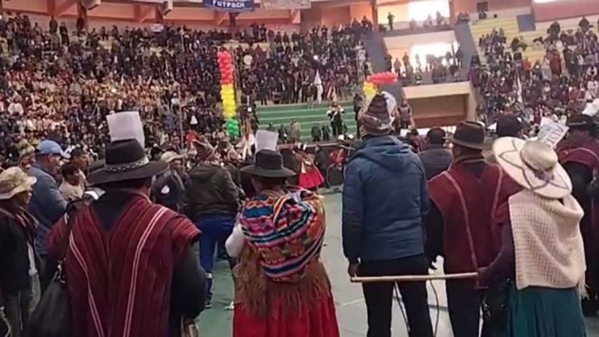Campesinos de Potosí prevén acatar bloqueo vial y van a ampliados