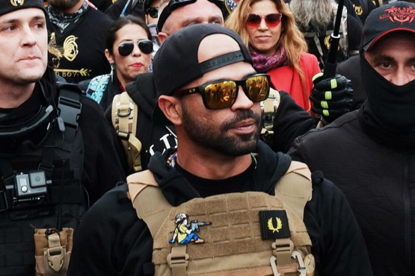 Los Proud Boys, tropas de asalto de Trump, divididos entre la cárcel y sus nuevas acciones