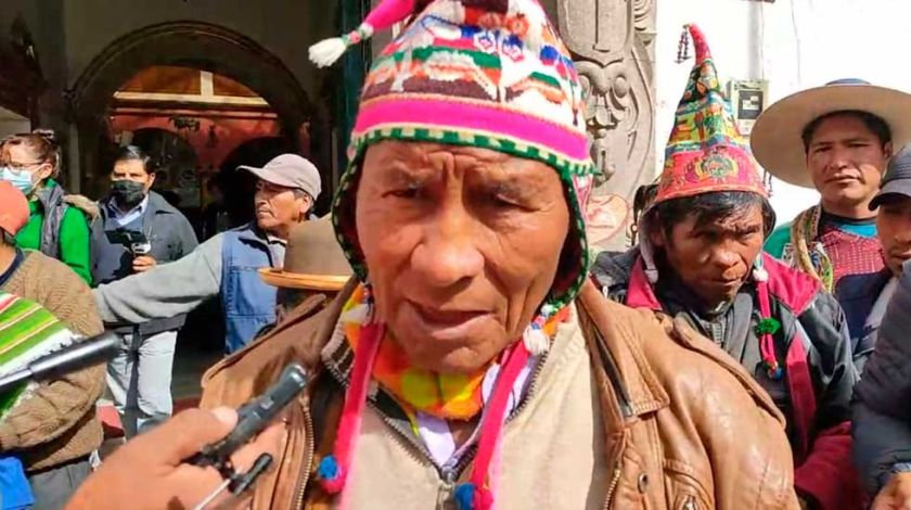 Pobladores de Chayanta ratifican renuncia del alcalde y sigue el conflicto