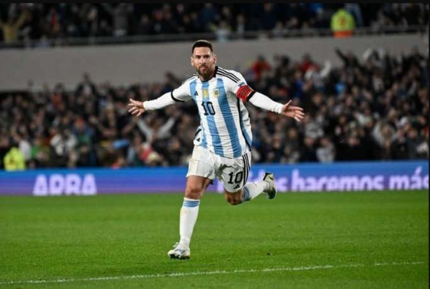 La campeona del mundo llega, con la incertidumbre sobre la presencia de Messi