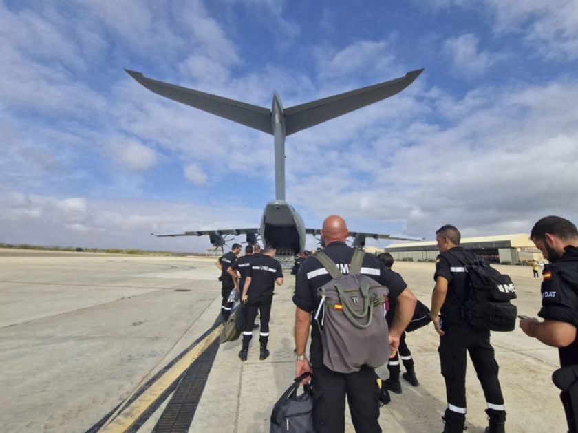 España envía equipos de salvamento para ayudar en los rescates en Marruecos