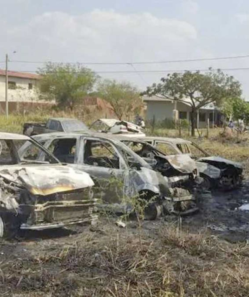 Incendio afectó a depósitos de la Policía