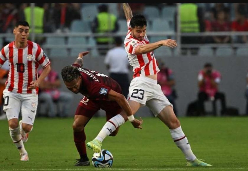 Venezuela venció (1-0) de forma dramática a Paraguay