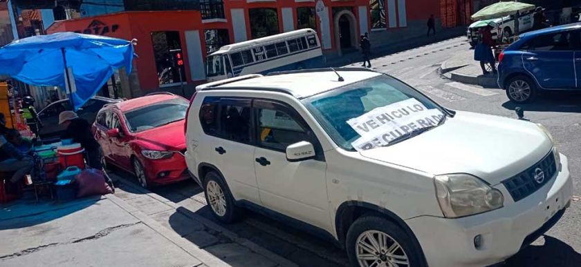 Diprove recupera diez autos robados en Chile y hay 2 aprehendidos