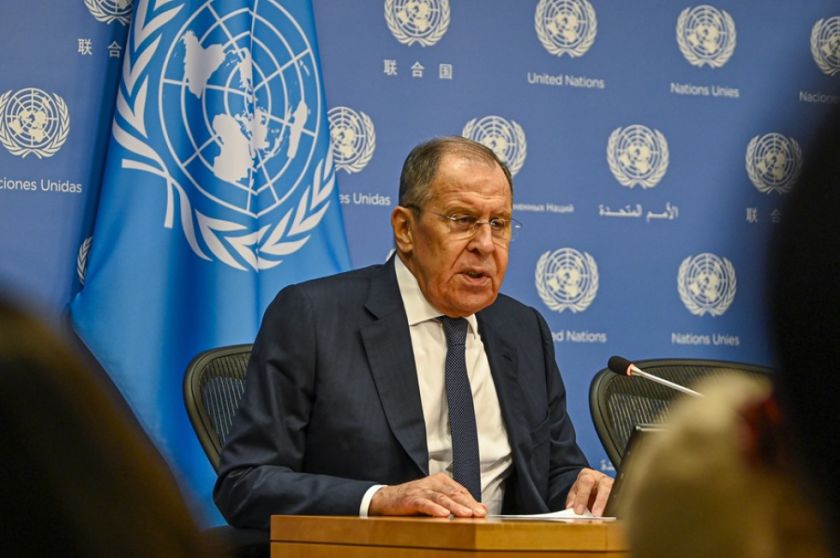 Lavrov dice que Rusia está lista para negociar pero que no aceptará un alto al fuego