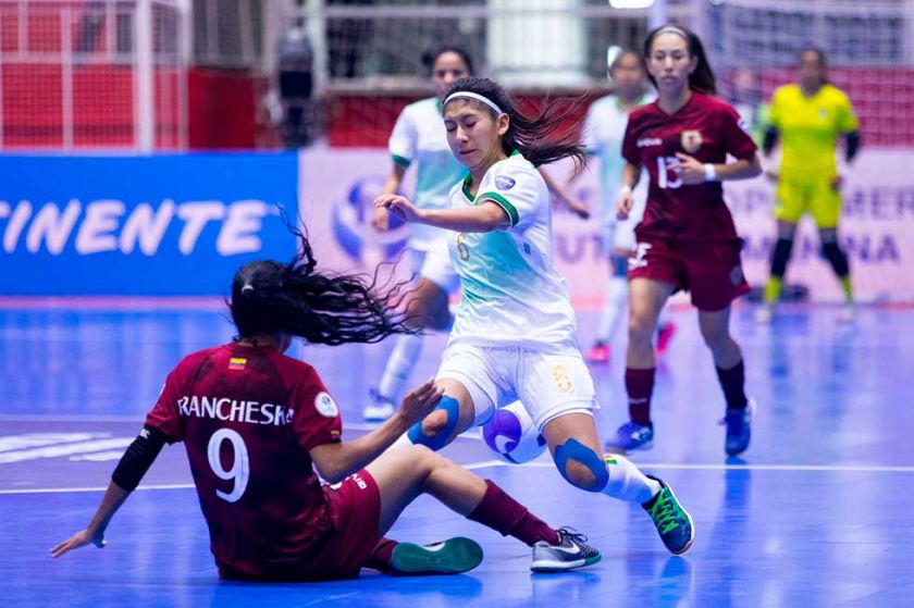 La selección femenina de Bolivia cae con Venezuela en su debut de la Copa América