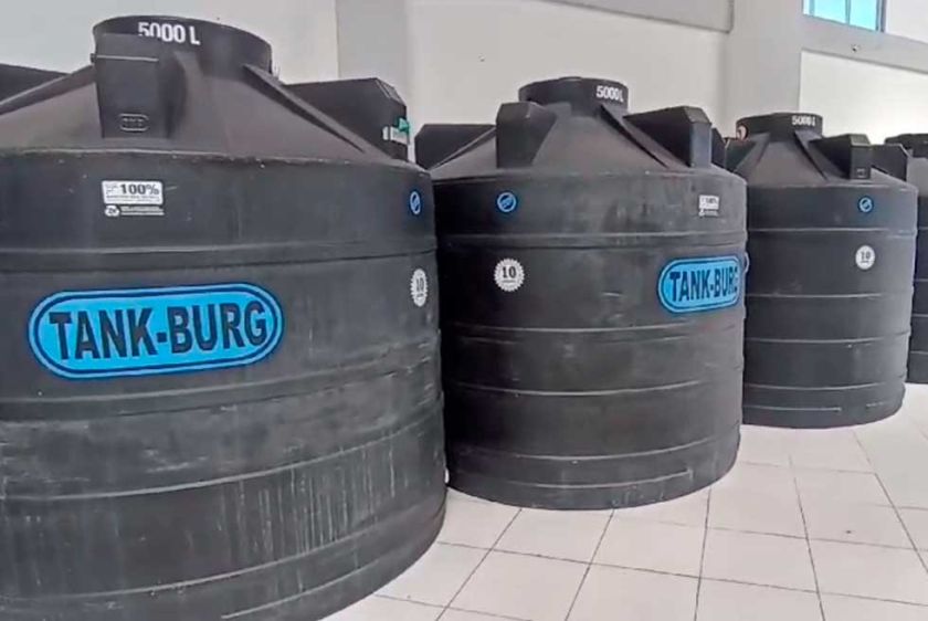 Coordinan acciones para dar agua a centros de salud