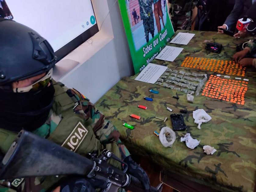 Felcn aprehende a siete personas en posesión de sustancias controladas