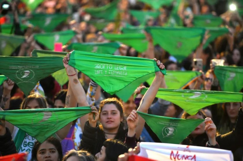 Feministas reclaman el derecho al aborto en Latinoamérica, ente avances y retrocesos