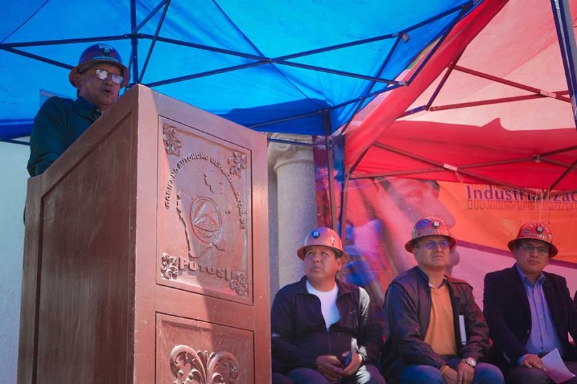 Gobierno inaugurará obras de la planta de zinc en noviembre