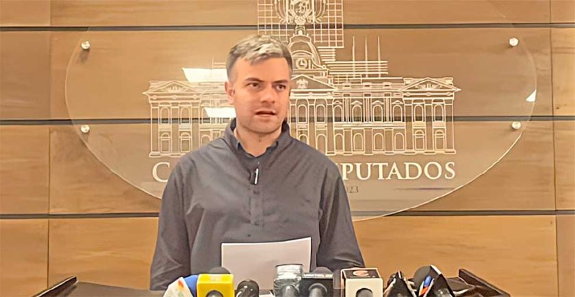 Diputado: Deben unirse  en torno a Carlos Mesa