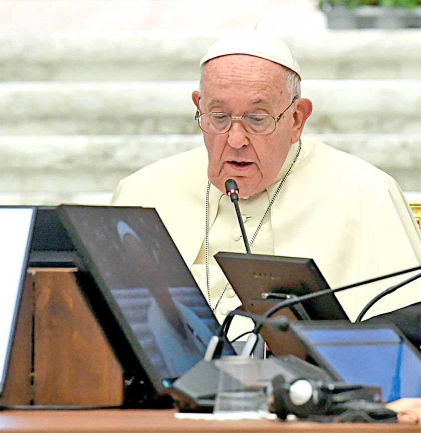 El Papa inaugura Sínodo  en el que votan mujeres