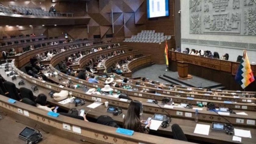 Arcistas advierten que no permitirán que Morales imponga jefaturas y presidencias en el Legislativo