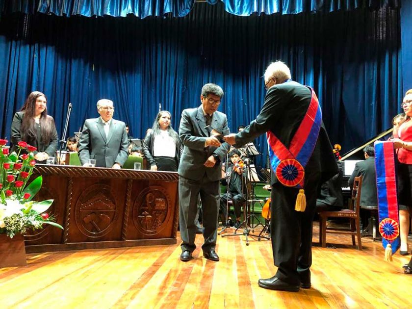 Soraide asume vicerrectorado y anuncia respeto a la autonomía
