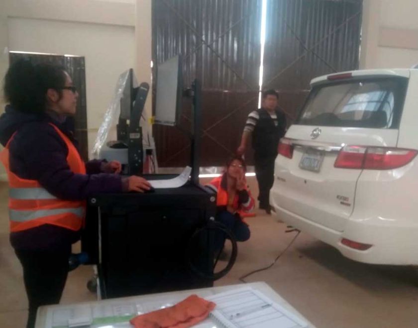 Revisión vehicular ambiental atiende en horario continuo